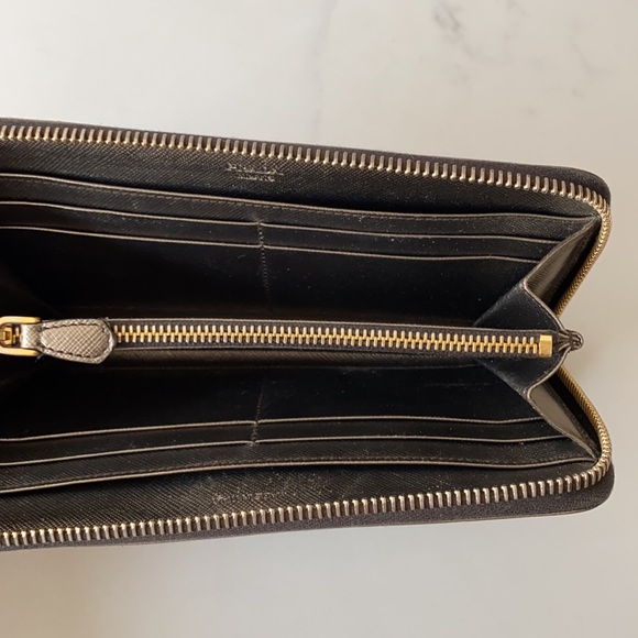 Prada Saffiano Wallet in Gold/Gunmetal - Picture 5 of 10